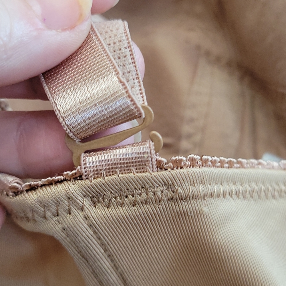 ๐ BODY FORM BRA - Picture 6 of 9